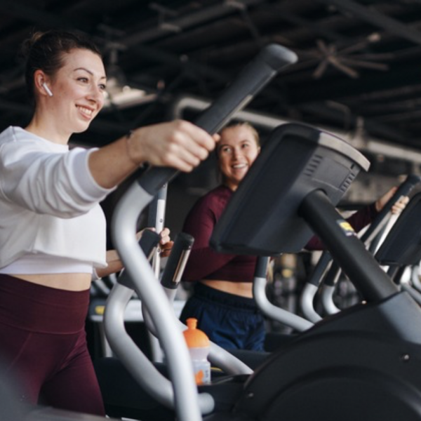 Fitnessanbieter FitX wächst trotz Pandemie und eröffnet 100. Studio