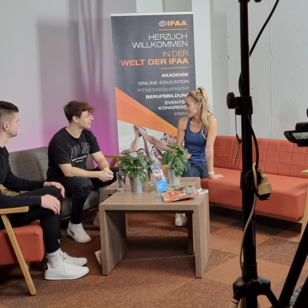 IFAA: Webinar-Paket „YOGA MOODS on AIR“