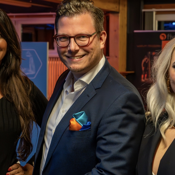 MILON & FIVE:  ERSTEN FLAGSHIPSTORE