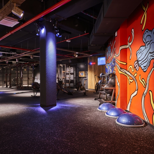 LES MILLS und JOHN REED Fitness