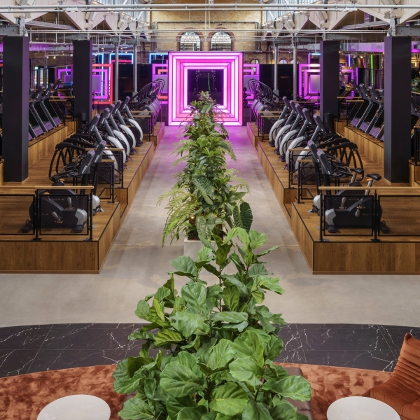 JOHN REED Friedrichshain